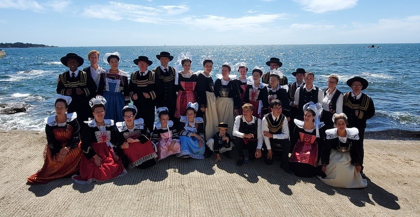 Cercle celtique Bleunioù Lann an Aven (Riec-sur-Belon)